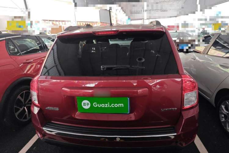Used Jeep Compass 2012 2.4L Four-Wheel Drive Urban Edition Rear