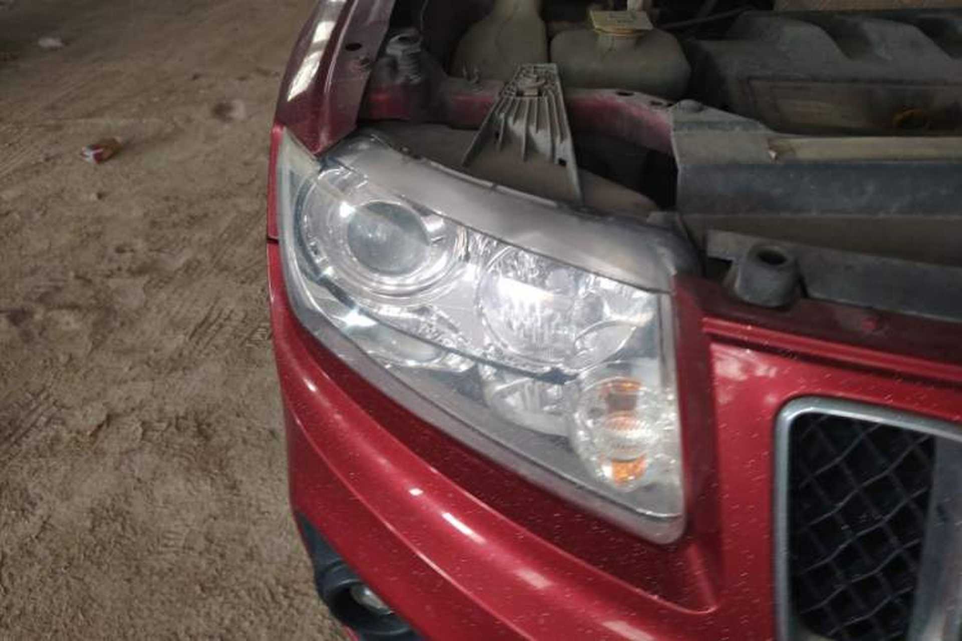 Used Jeep Compass 2012 2.0L two-wheel drive sport version Right Front Headlight