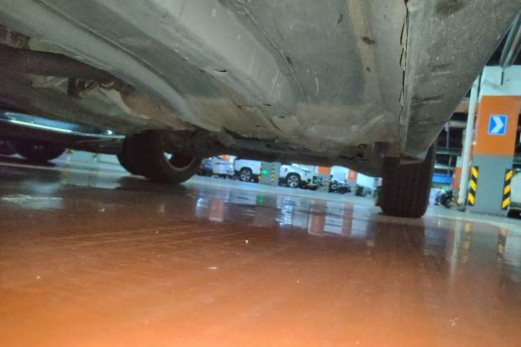 Used Jeep Compass 2012 2.0L two-wheel drive luxury version Chassis Front Left