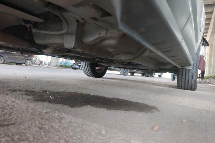 Used Jeep Compass 2012 2.0L two-wheel drive luxury version Chassis Rear Right