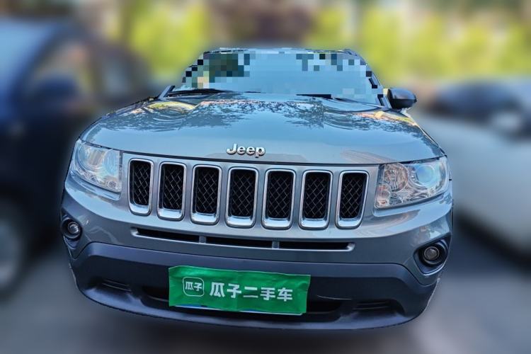 Used Jeep Compass 2012 2.0L two-wheel drive luxury version Front