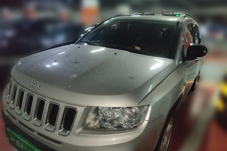 Used Jeep Compass 2012 2.0L two-wheel drive luxury version Front