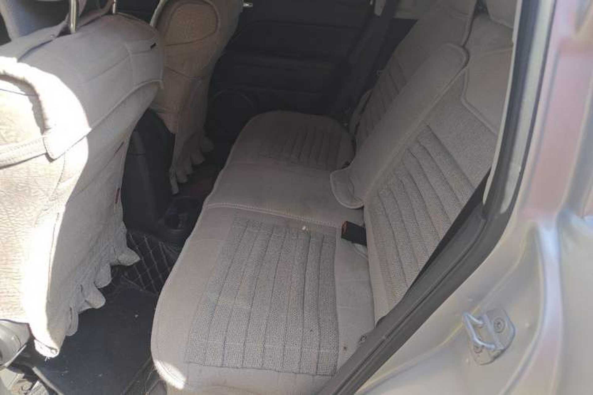 Used Jeep Compass 2012 2.0L two-wheel drive sport version Left Rear Seat