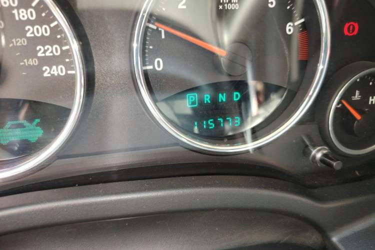 Used Jeep Compass 2012 2.0L two-wheel drive luxury version Odometer Close Up