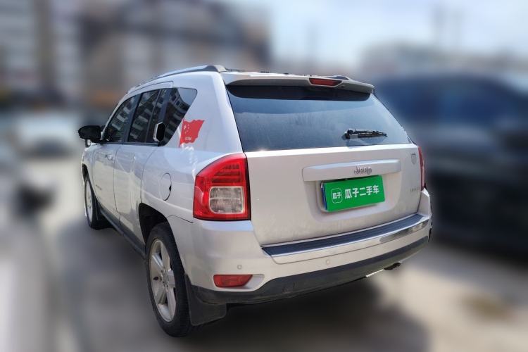 Used Jeep Compass 2012 2.0L two-wheel drive luxury version Rear Left 45 Deg