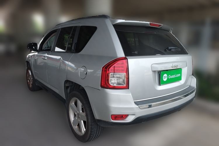 Used Jeep Compass 2012 2.0L two-wheel drive luxury version Rear Left 45 Deg