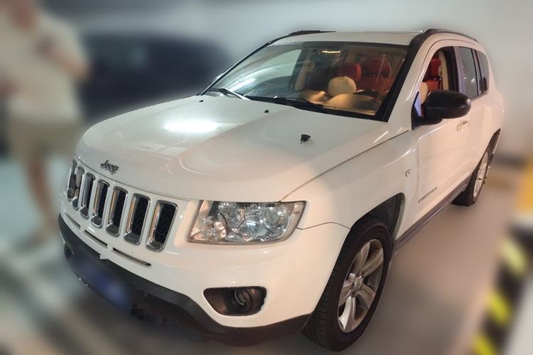 Used Jeep Compass 2012 2.0L two-wheel drive sport version Guazi used car, China used car export, Used car for sale, Used  cars, Cheapest cars for sale