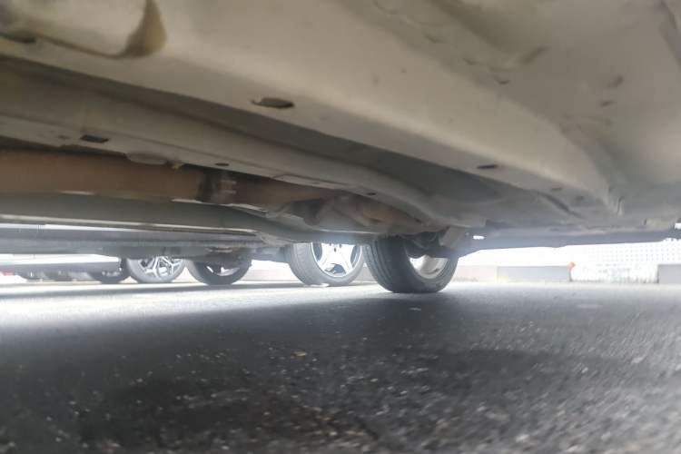 Used Jeep Compass 2012 2.0L two-wheel drive sport version Chassis Front Left