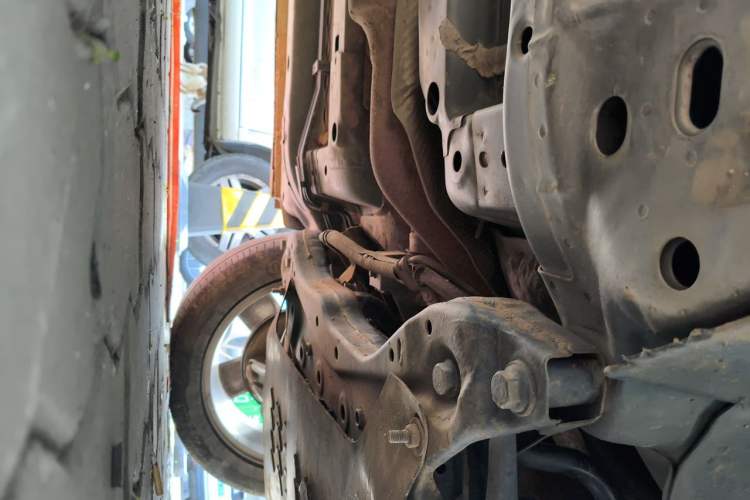 Used Jeep Compass 2012 2.4L Four-Wheel Drive Urban Edition Chassis Front Right