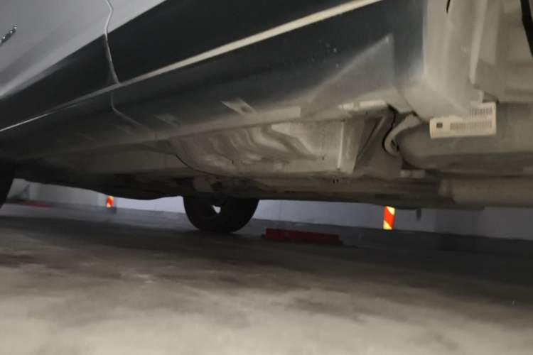 Used Jeep Compass 2012 2.4L Four-Wheel Drive Urban Edition Chassis Rear Left