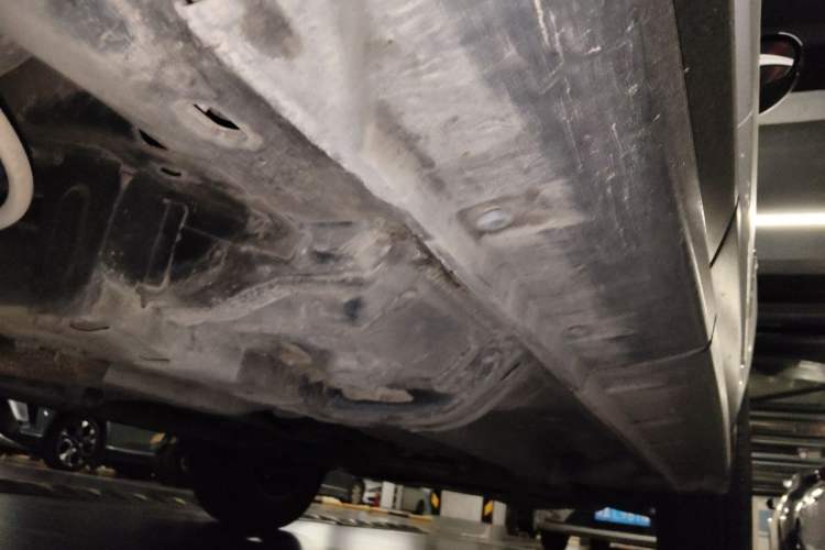 Used Jeep Compass 2012 2.0L two-wheel drive sport version Chassis Rear Right
