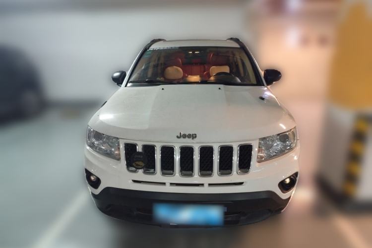 Used Jeep Compass 2012 2.0L two-wheel drive sport version Front