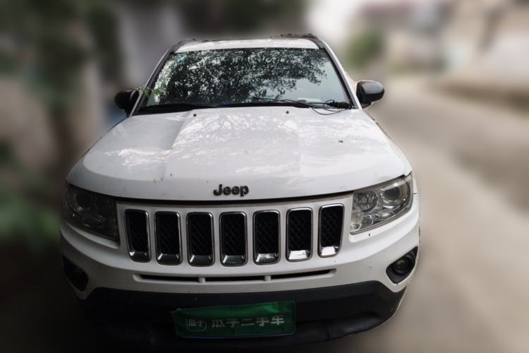 Used Jeep Compass 2012 2.0L two-wheel drive luxury version Front