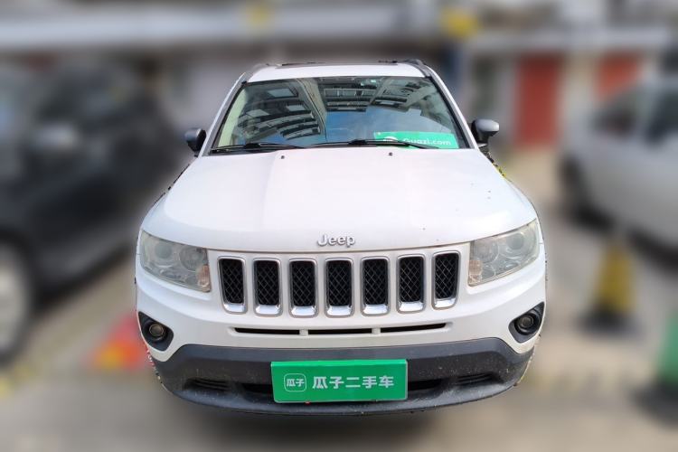 Used Jeep Compass 2012 2.4L Four-Wheel Drive Urban Edition Front