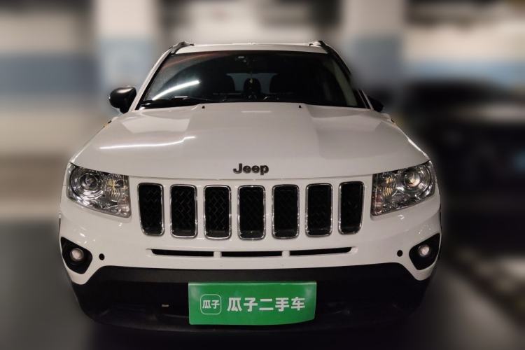 Used Jeep Compass 2012 2.0L two-wheel drive sport version Front
