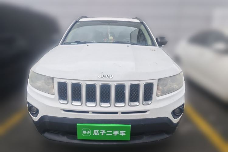 Used Jeep Compass 2012 2.0L two-wheel drive sport version Front