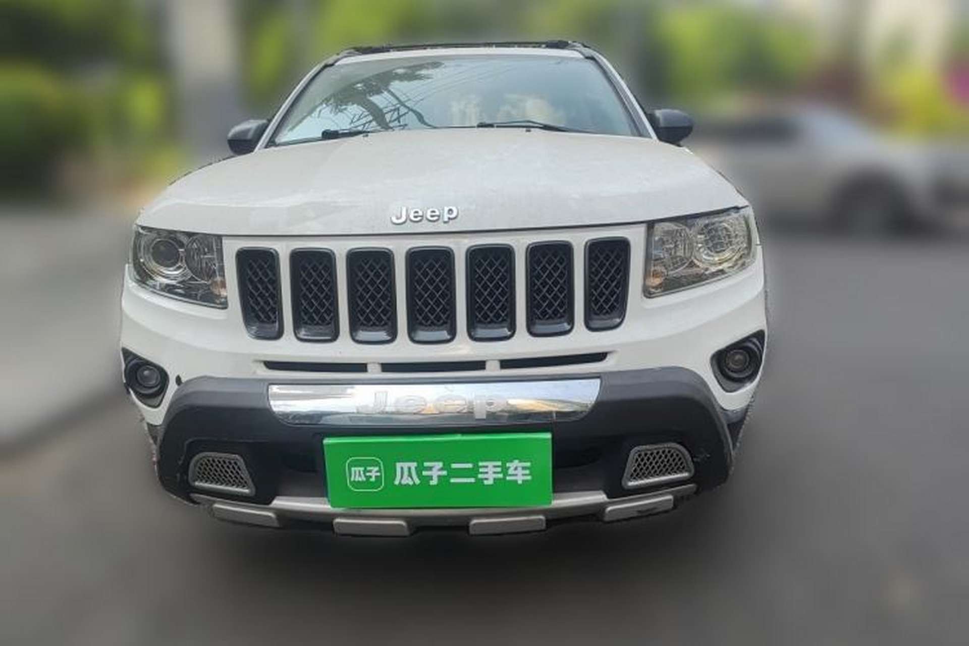 Used Jeep Compass 2012 2.4L Four-Wheel Drive Urban Edition Front