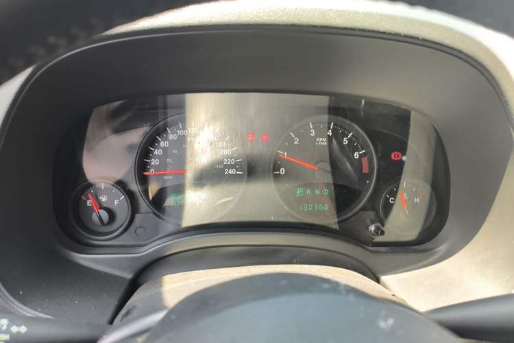 Used Jeep Compass 2012 2.0L two-wheel drive sport version Instrument Cluster