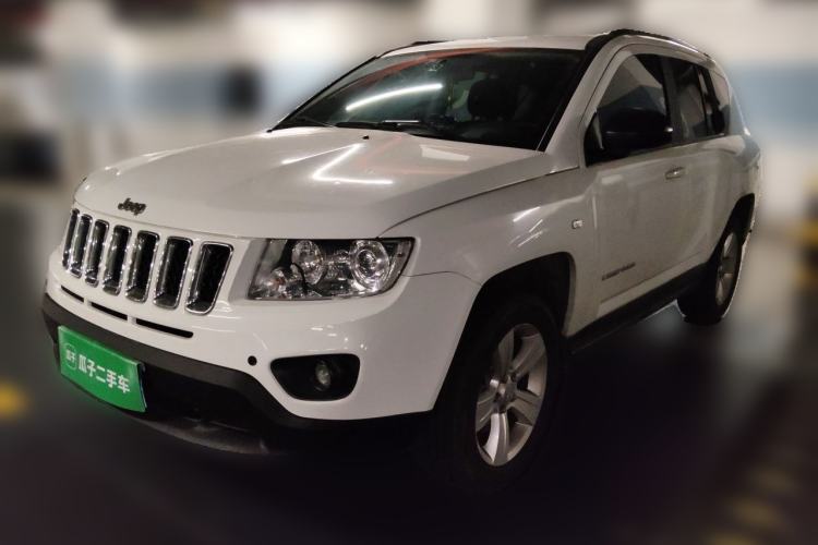Used Jeep Compass 2012 2.0L two-wheel drive sport version Guazi used car, China used car export, Used car for sale, Used cars, Cheapest cars for sale