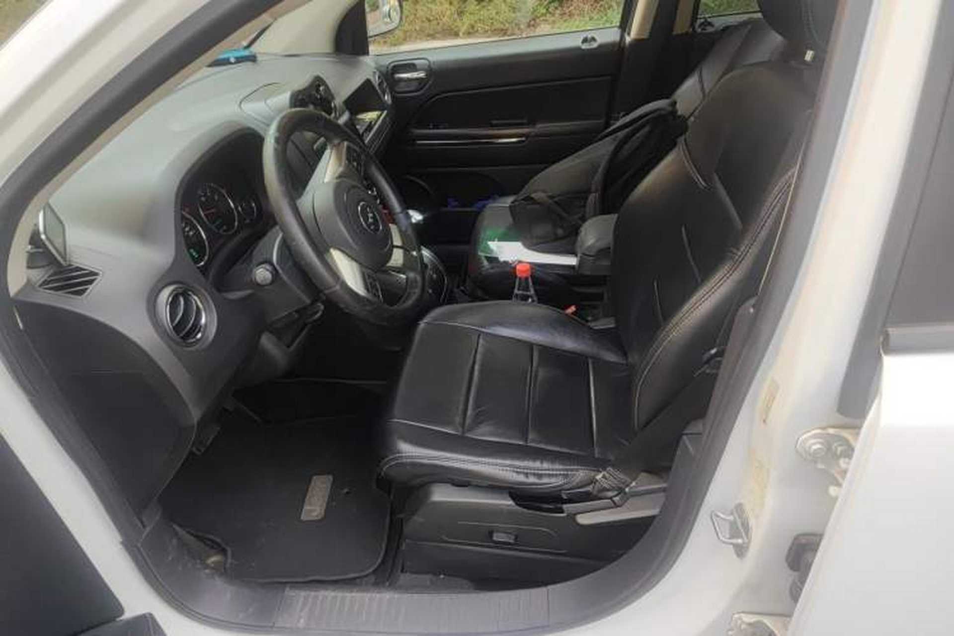 Used Jeep Compass 2012 2.4L Four-Wheel Drive Urban Edition Left Front Seat