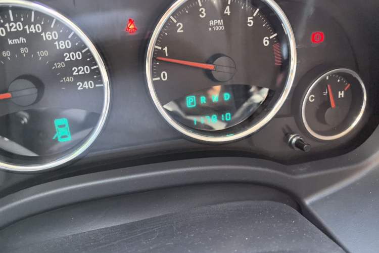 Used Jeep Compass 2012 2.0L two-wheel drive luxury version Odometer Close Up