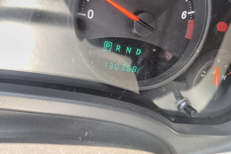 Used Jeep Compass 2012 2.0L two-wheel drive sport version Odometer Close Up