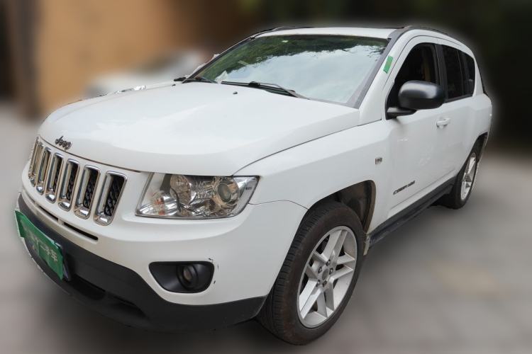 Jeep Compass 2012 2.4L four-wheel drive luxury version de segunda mano Guazi used car, China used car export, Used car for sale, Used  cars, Cheapest cars for sale
