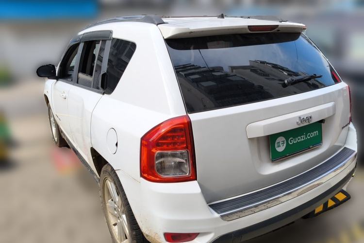 Used Jeep Compass 2012 2.4L Four-Wheel Drive Urban Edition Rear Left 45 Deg
