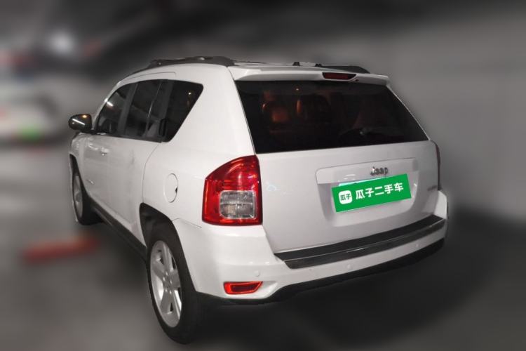 Used Jeep Compass 2012 2.4L Four-Wheel Drive Urban Edition Rear Left 45 Deg