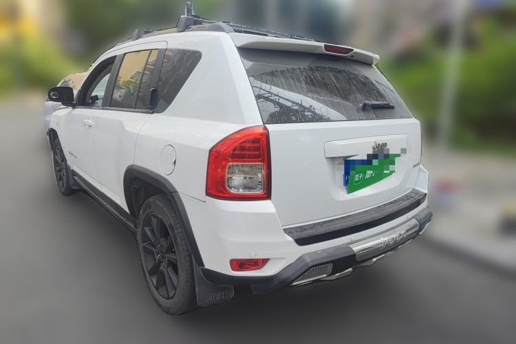 Used Jeep Compass 2012 2.4L Four-Wheel Drive Urban Edition Rear Left 45 Deg