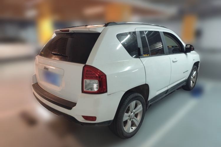 Used Jeep Compass 2012 2.0L two-wheel drive sport version Rear Right 45 Deg