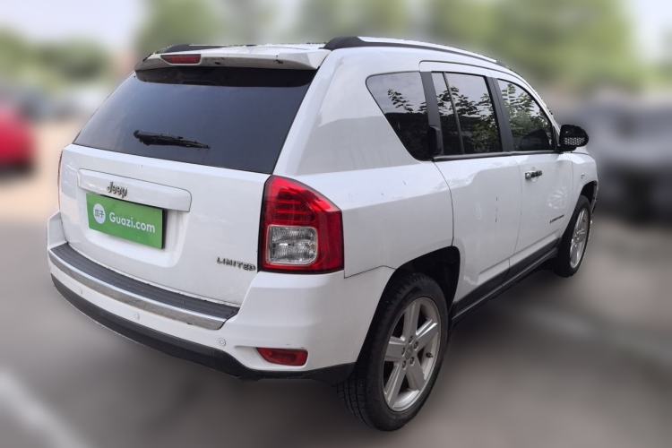Used Jeep Compass 2012 2.0L two-wheel drive luxury version Rear Right 45 Deg