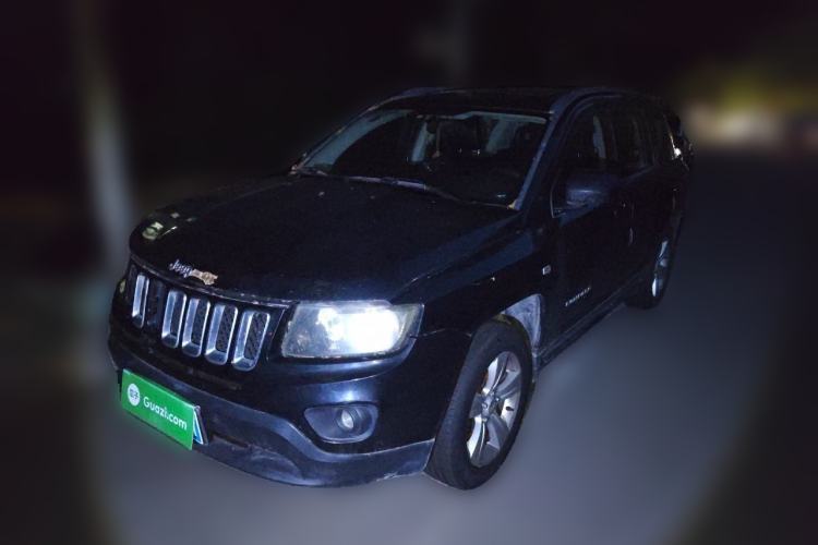 Used Jeep Compass 2013 2.0L two-wheel drive sport version Guazi used car, China used car export, Used car for sale, Used  cars, Cheapest cars for sale