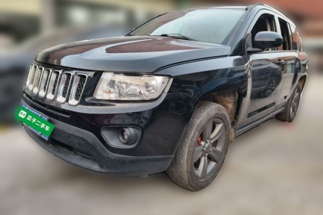 Used Jeep Compass 2013 2.4L four-wheel-drive sport version