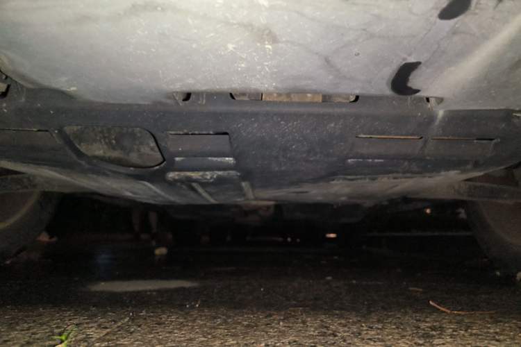 Used Jeep Compass 2013 2.0L two-wheel drive sport version Chassis Front