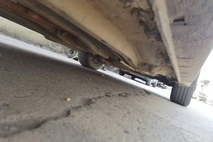 Used Jeep Compass 2013 2.0L two-wheel drive sport version Chassis Front Left