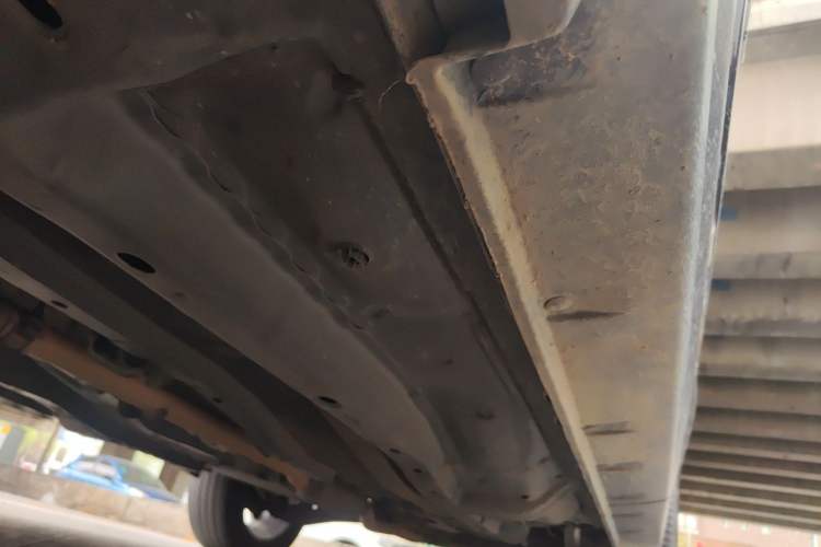 Used Jeep Compass 2013 2.4L four-wheel drive urban version Chassis Front Left
