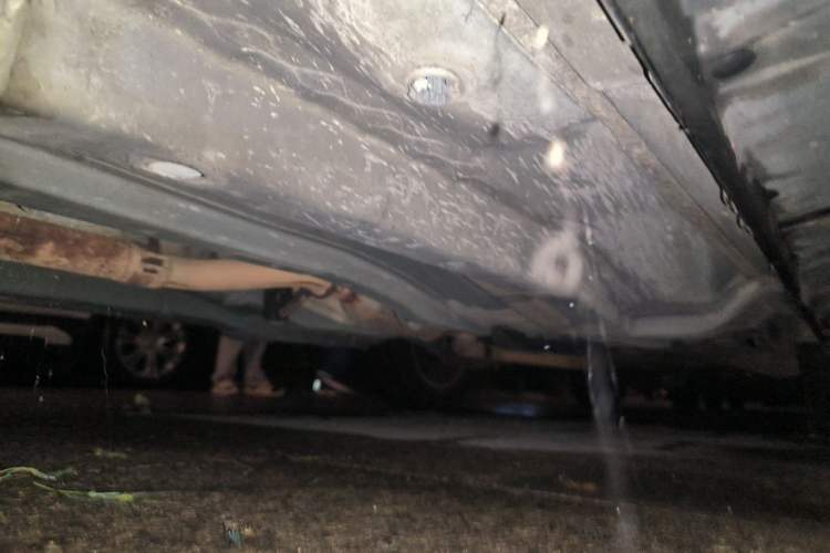 Used Jeep Compass 2013 2.0L two-wheel drive sport version Chassis Front Left
