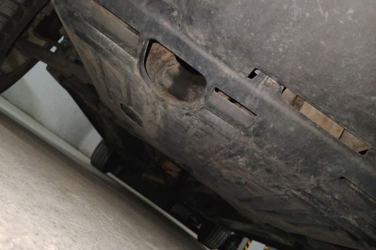 Used Jeep Compass 2013 2.0L two-wheel drive luxury version Chassis Front