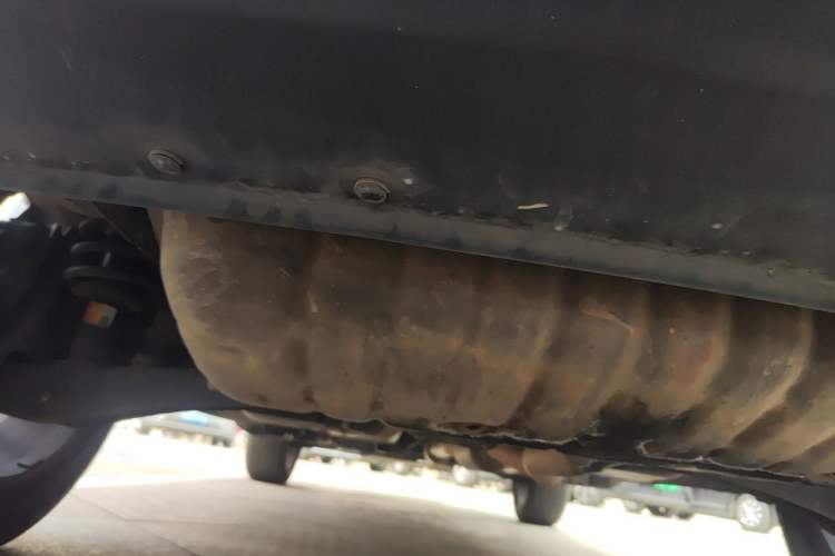 Used Jeep Compass 2013 2.4L four-wheel drive urban version Chassis Rear