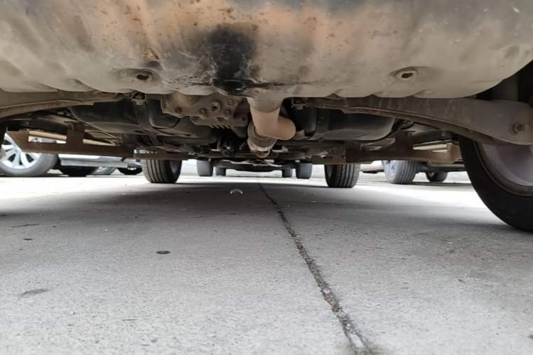 Used Jeep Compass 2013 2.4L four-wheel drive urban version Chassis Rear