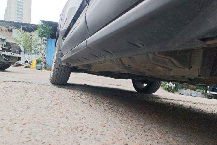 Used Jeep Compass 2013 2.0L two-wheel drive luxury version Chassis Rear Left