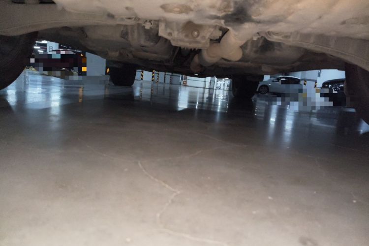 Used Jeep Compass 2013 2.4L four-wheel drive urban version Chassis Rear