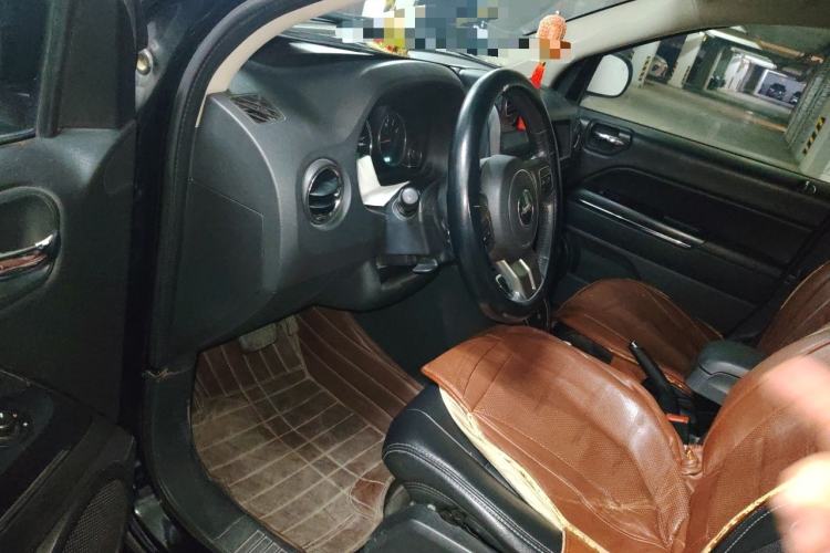 Used Jeep Compass 2013 2.0L two-wheel drive luxury version Driver Seat