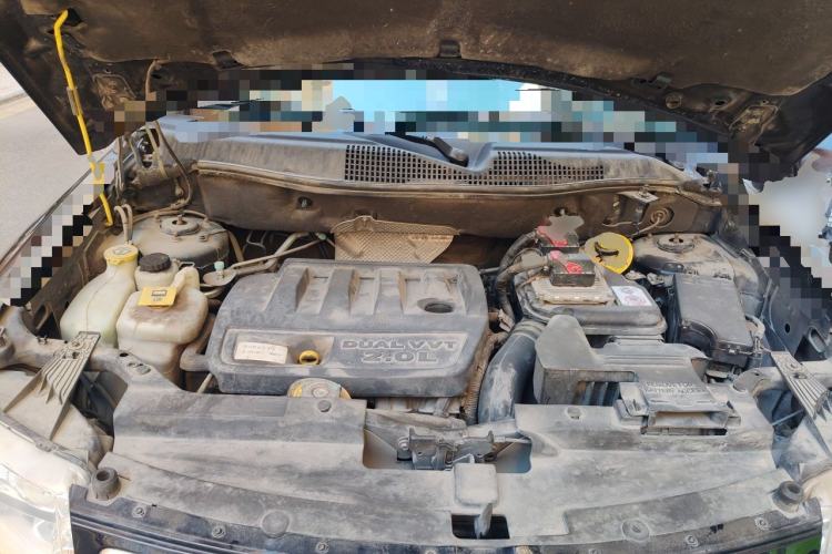 Used Jeep Compass 2013 2.0L two-wheel drive luxury version Engine Bay