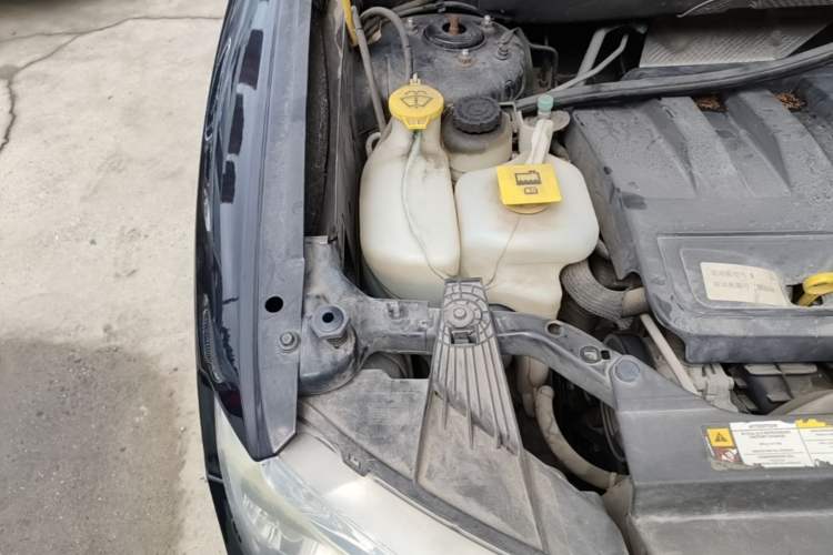 Used Jeep Compass 2013 2.4L four-wheel drive urban version Engine Bay Right