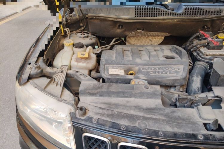 Used Jeep Compass 2013 2.0L two-wheel drive luxury version Engine Bay Right