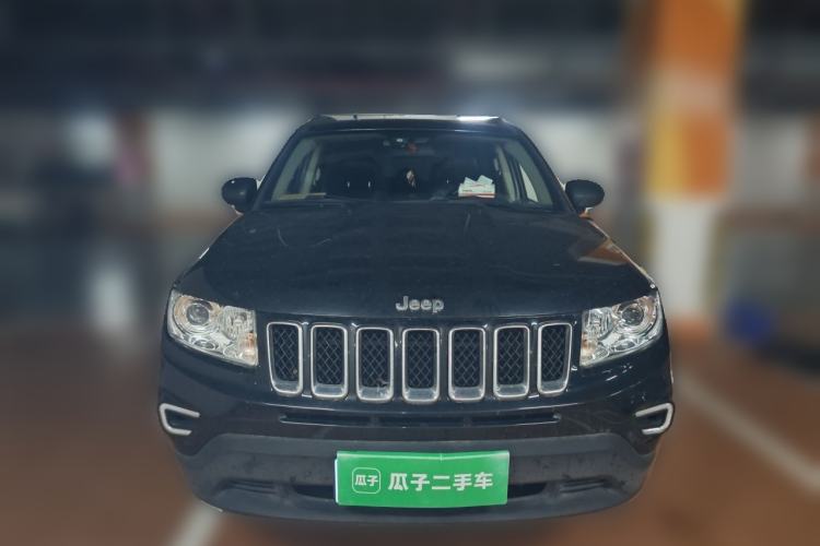 Used Jeep Compass 2013 2.0L two-wheel drive luxury version Front