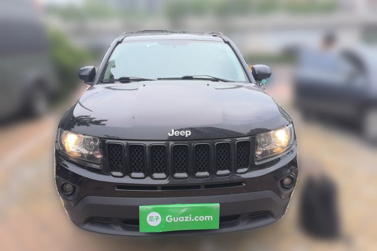 Used Jeep Compass 2013 2.4L Four-wheel Drive Black Edition with Navigation Front