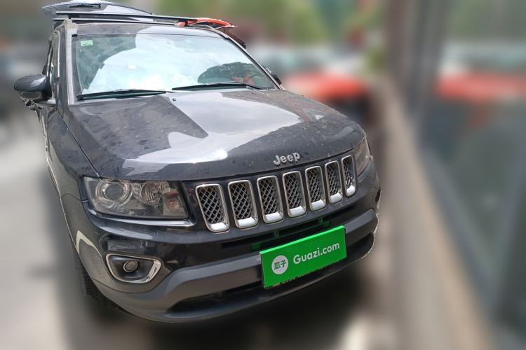 Used Jeep Compass 2013 2.4L four-wheel drive urban version Front